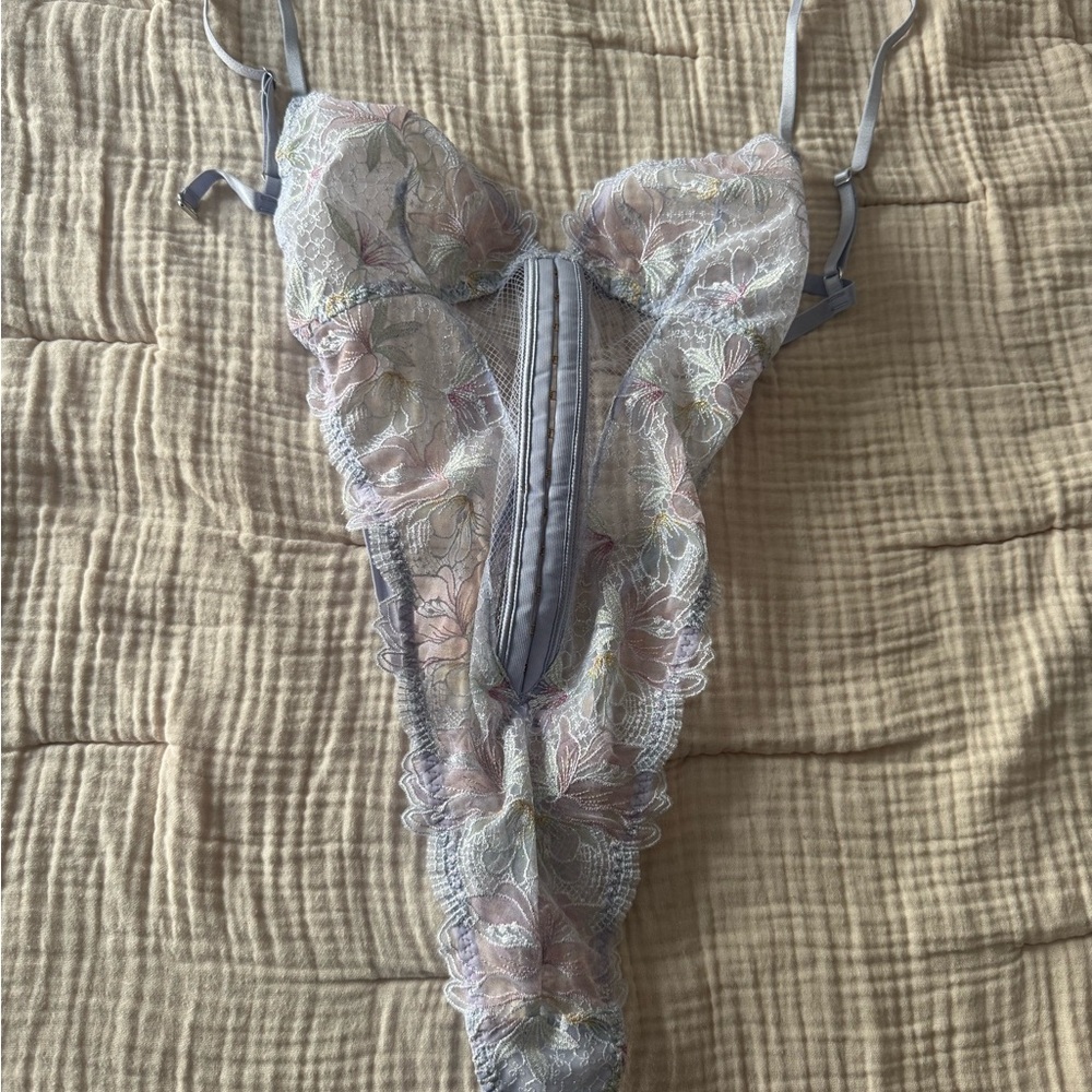 Victoria’s Secret Elegant Lace Bodysuit in Gray and Pink